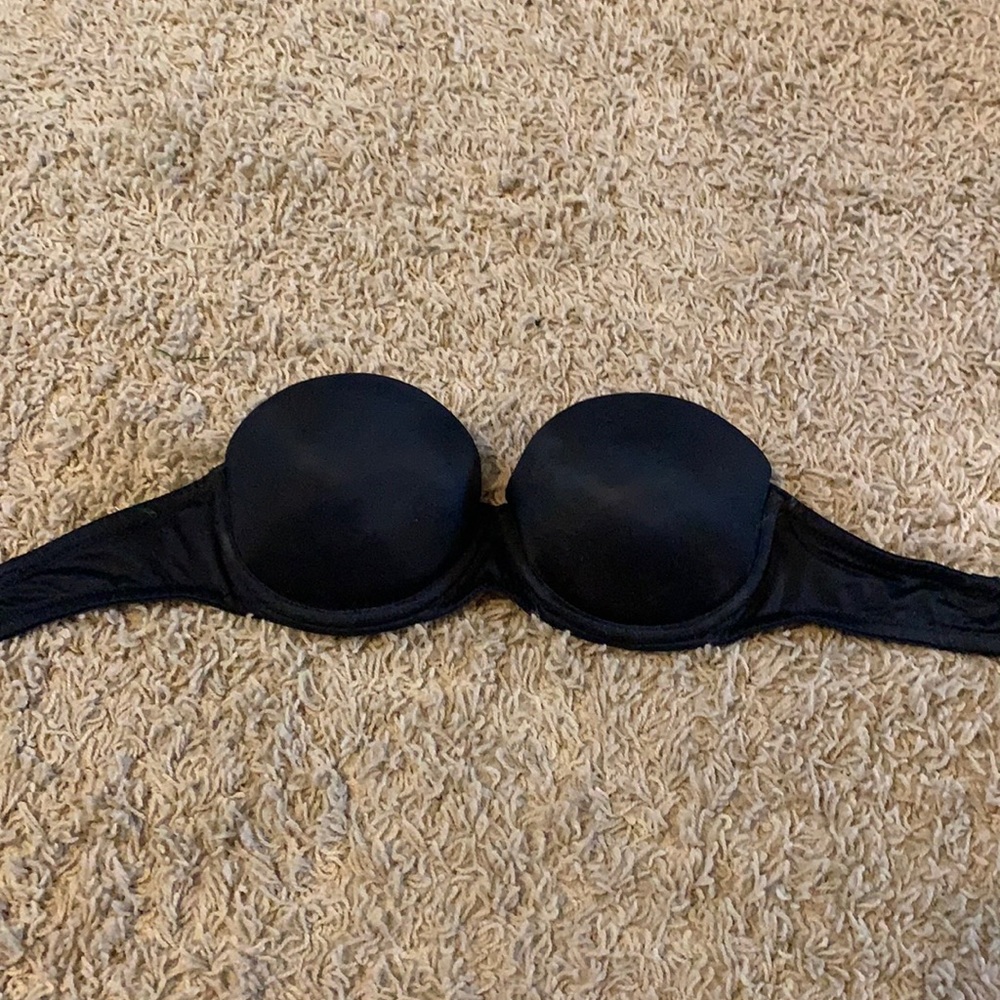 PINK Strapless Push-Up Bra